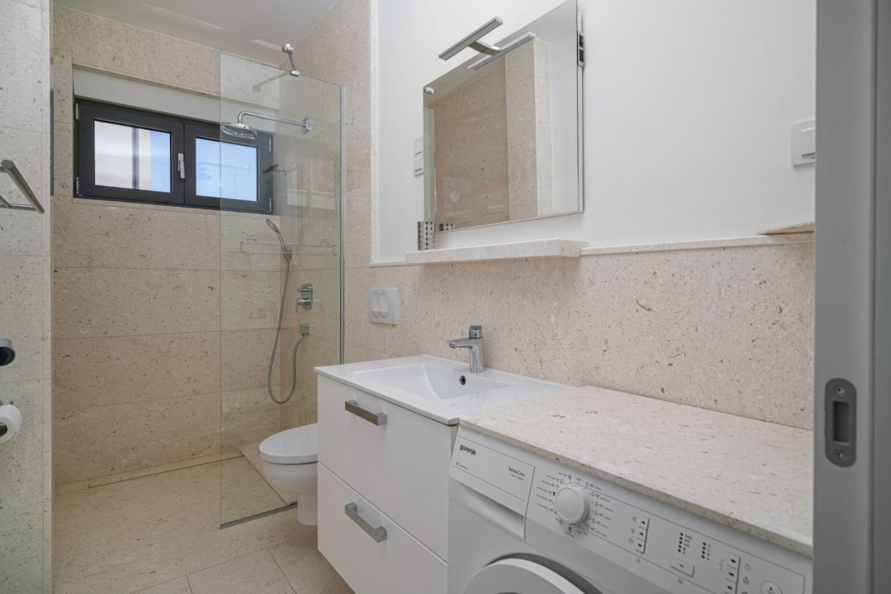 Apartman Karen Vodice Grgurev Ante Kukure 93 Exterior foto