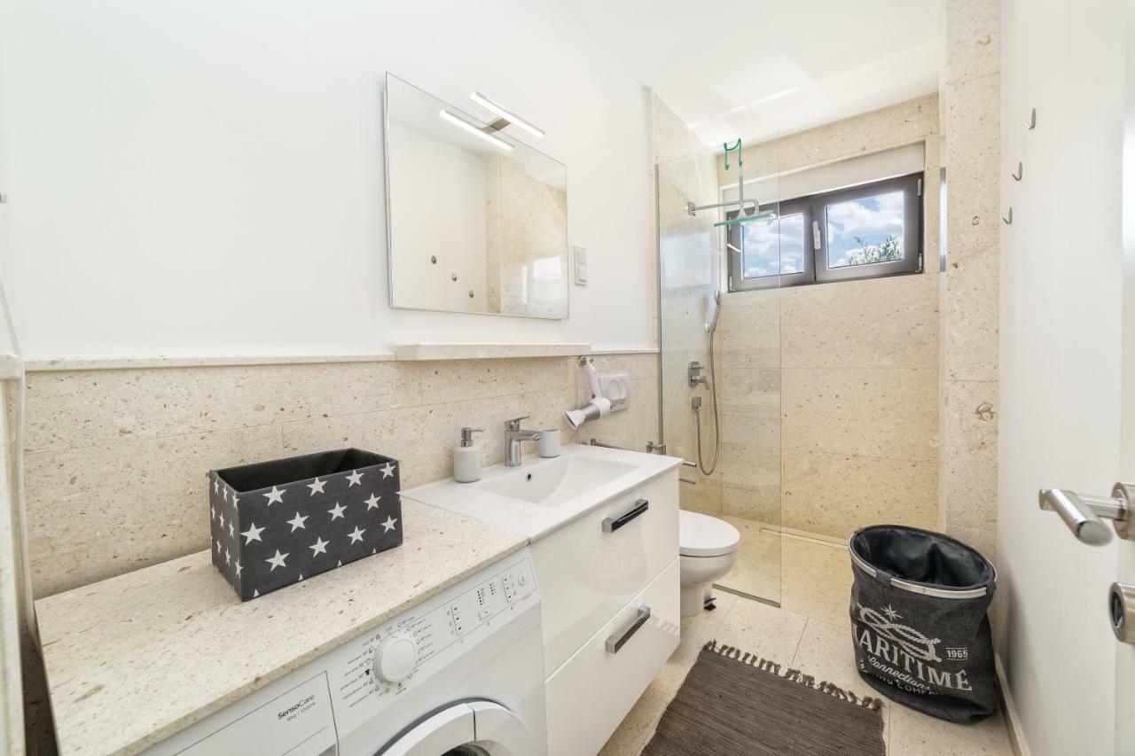 Apartman Karen Vodice Grgurev Ante Kukure 93 Exterior foto